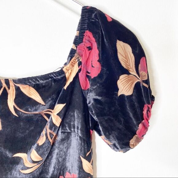 Moon River Velvet Floral Off Shoulder Dress Small - Picture 4 of 7